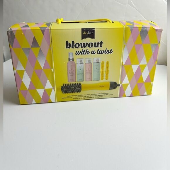 Drybar Blowout With A Twist Set Limited Edition NIB - Picture 5 of 8